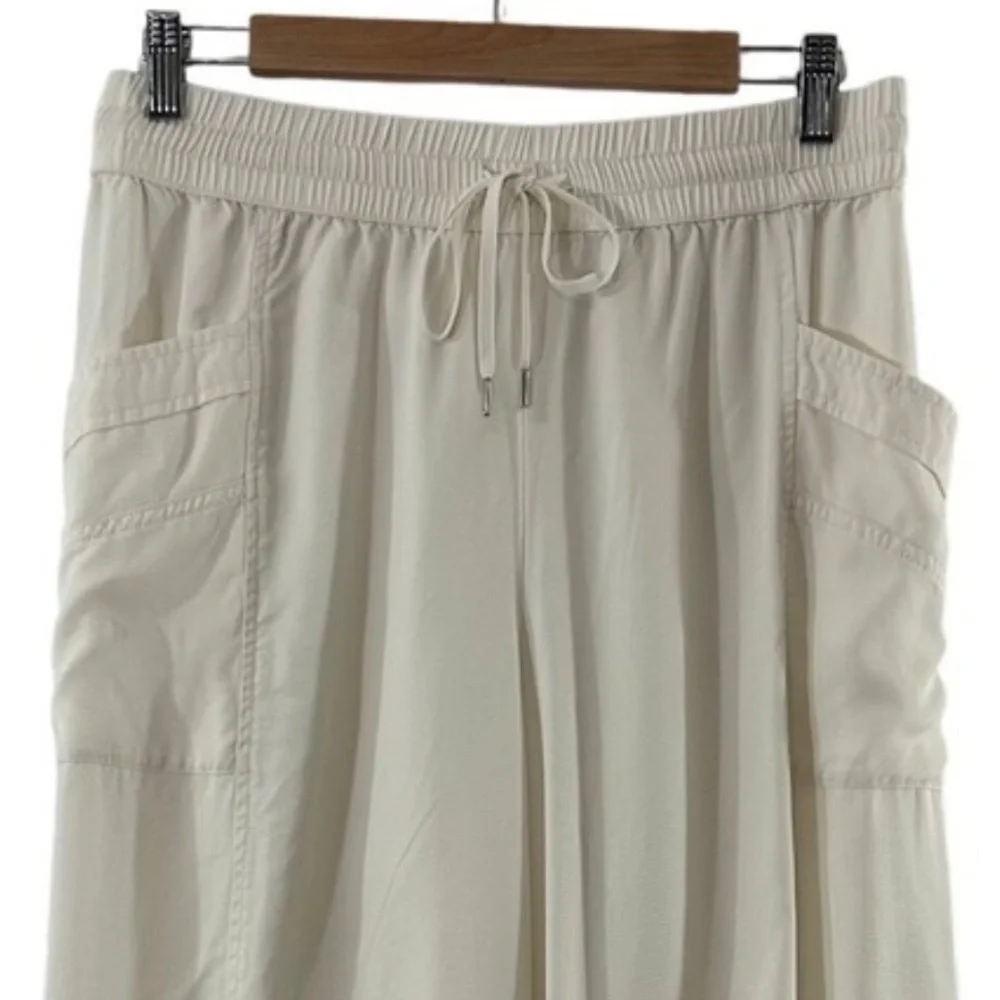 CALIA by Carrie Underwood Cream Cropped Pants